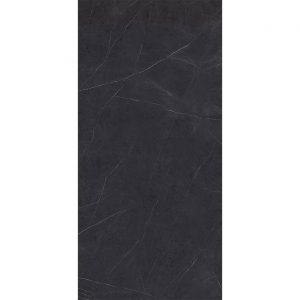 Liem Black Nature
